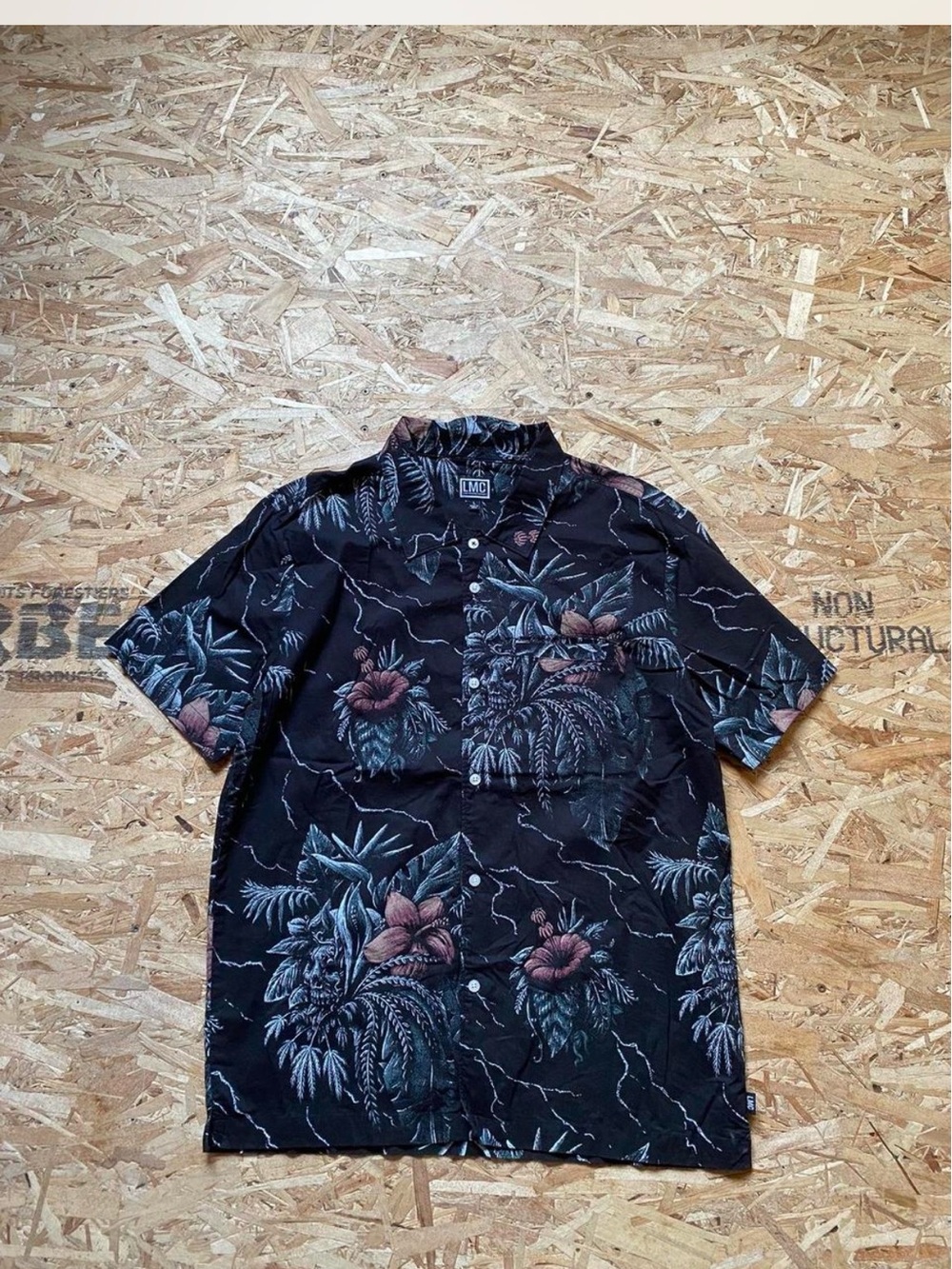 LMC Black Hawaiian Skull/Floral Short-Sleeve Button-Down Shirt